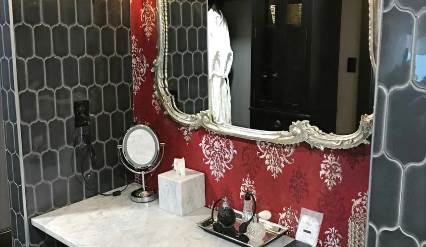 Vanity, The Boudoir Room, Pioneer Woman Boarding House Hotel, Pawhuska, Oklahoma