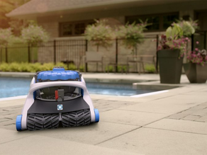 HAYWARD AQUAVAC 6 SERIES: WELCOME TO THE FUTURE OF CLEAN