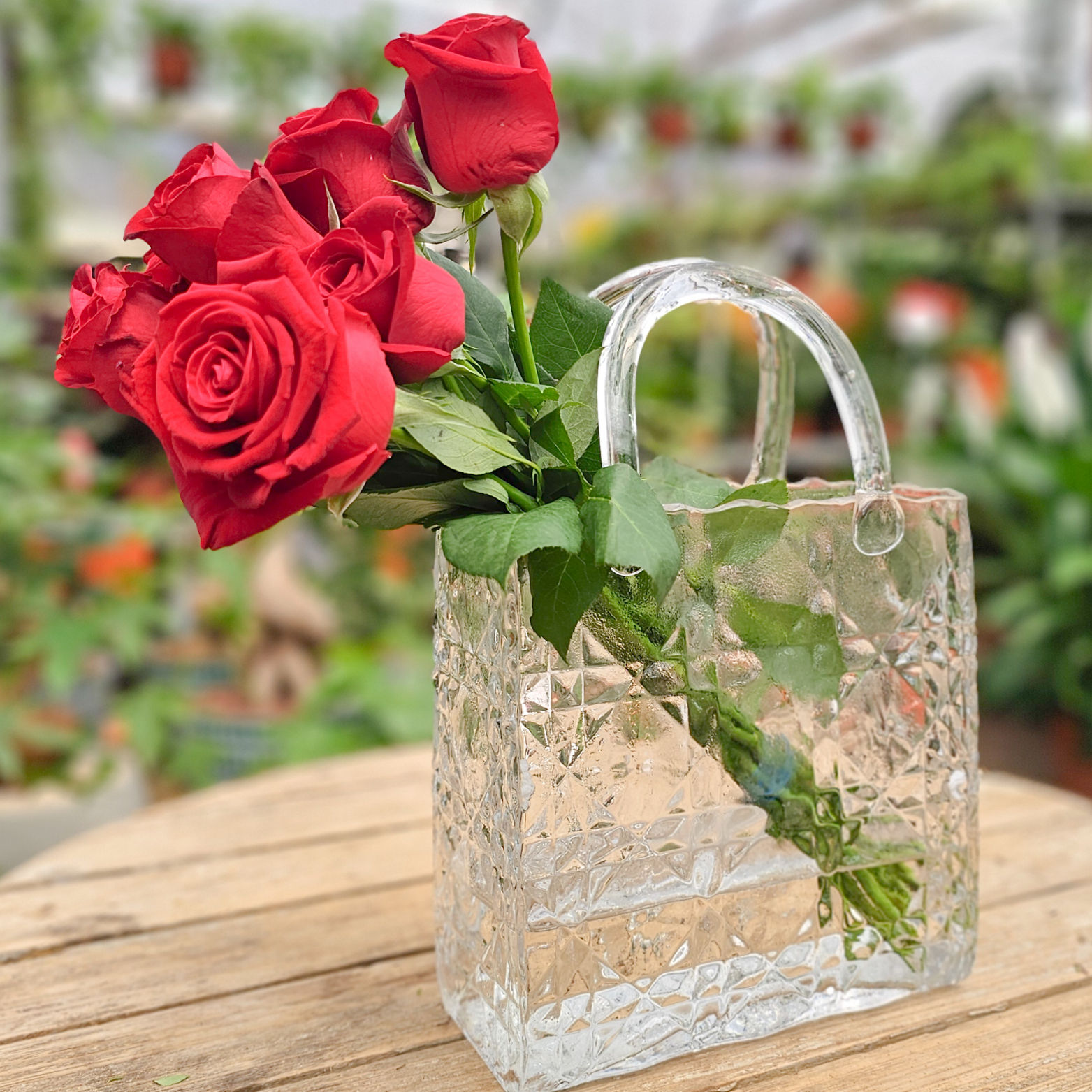 תיק קטן מאוהב