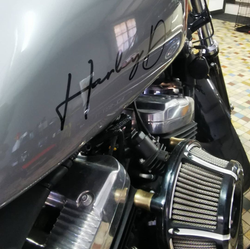 HARLEY DAVIDSON
