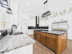 CAM02234G0-PR0026-STILL015