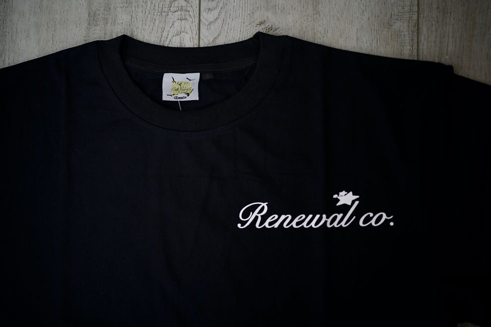 Thumbnail: Black Cropped Shirt