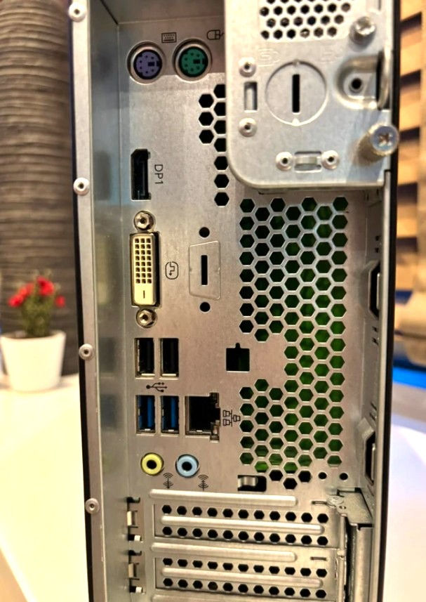 Thumbnail: PC Bureau Fujitsu Esprimo Intel i5 W11pro SSD 500Go/Ram 16Go