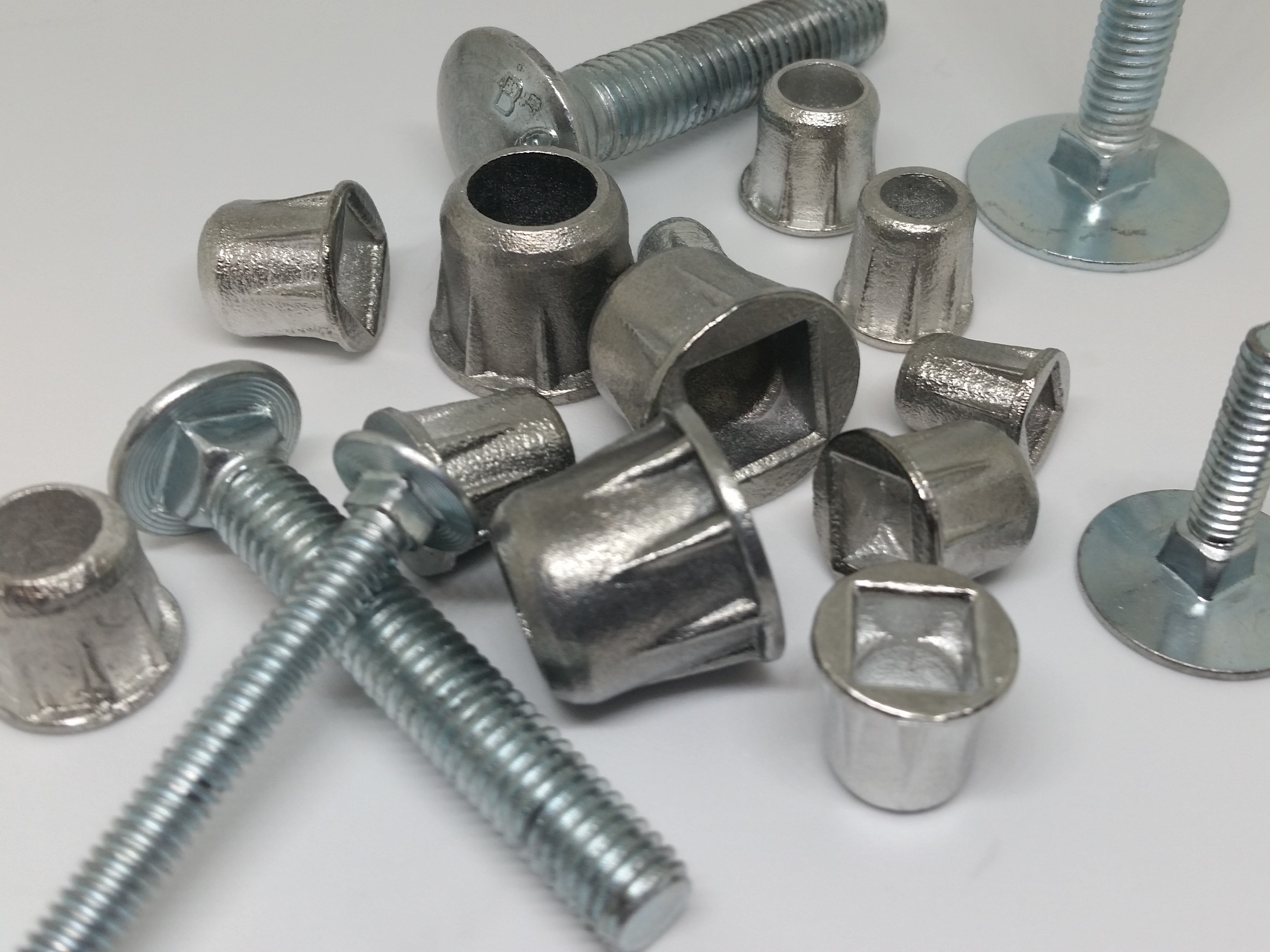 Carriage Bolt Fastener Insert