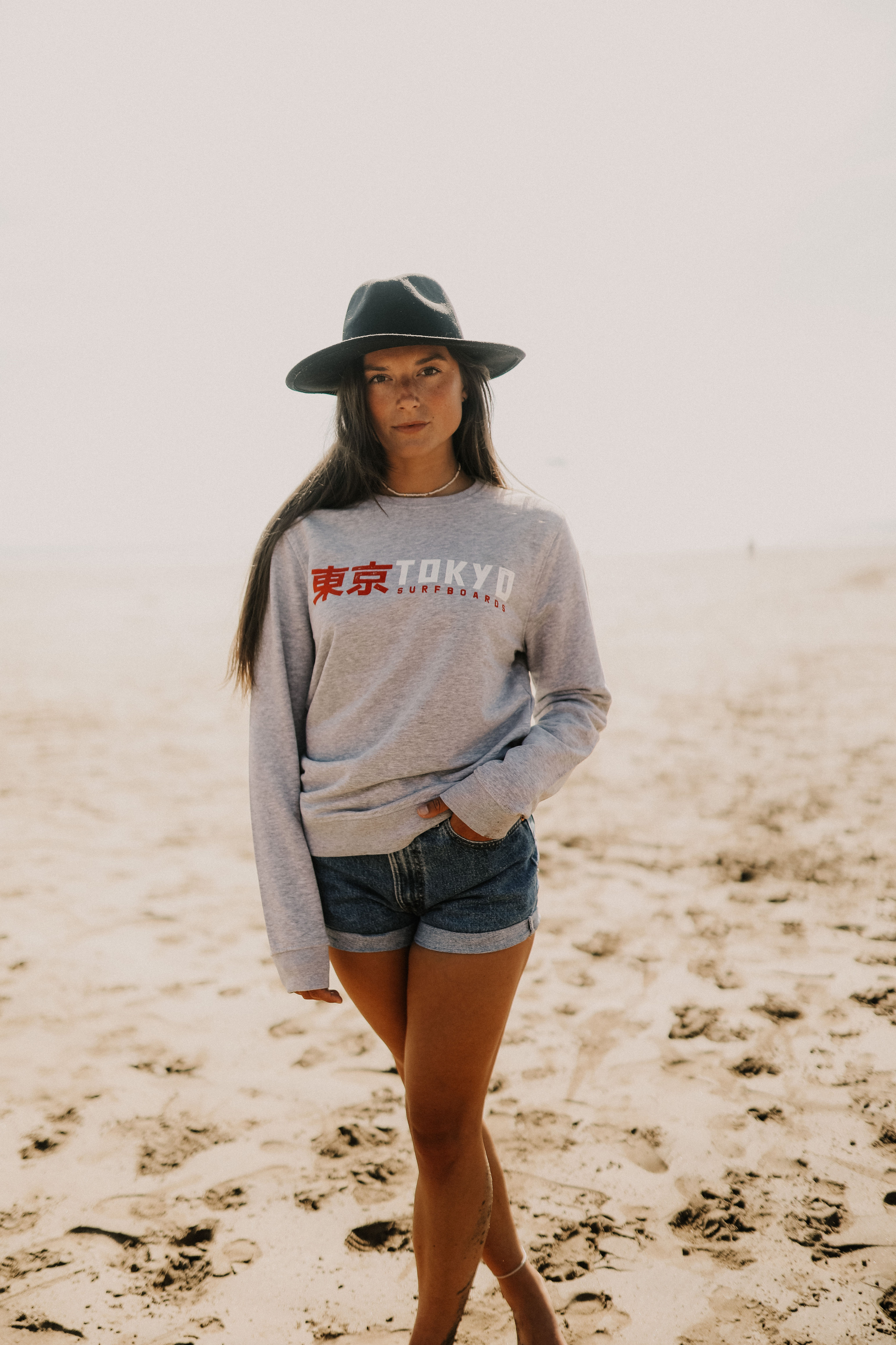 Tokyo Surfboards Letterbox Crew/Sweat