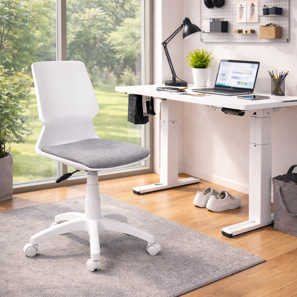 Küçük resim: BeyazMinimalist Çalışma Sandalyesi – Modern Ev Ofis ve Ders Çalışma Koltuğu Kopy