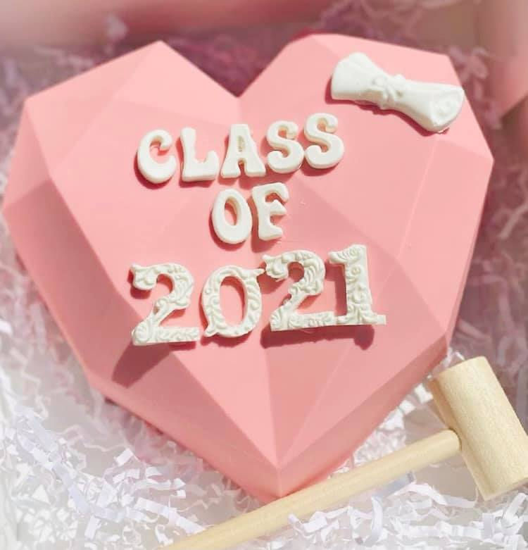Thumbnail: GRADUATION BREAKABLE HEART