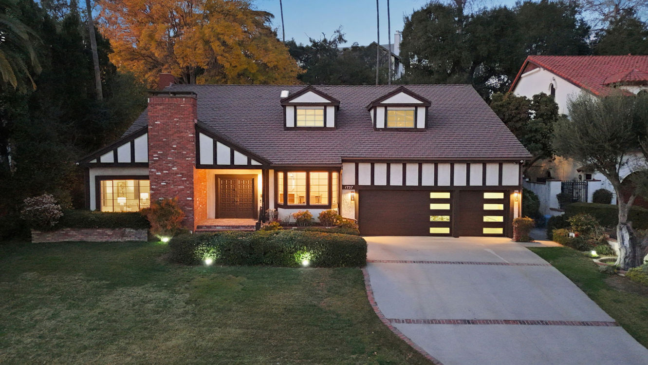 Exterior Drone Photography of Real Estate in Sacramento