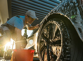car-owner-hand-washing-his-modern-vehicle-2026-01-08-22-27-27-utc.jpg