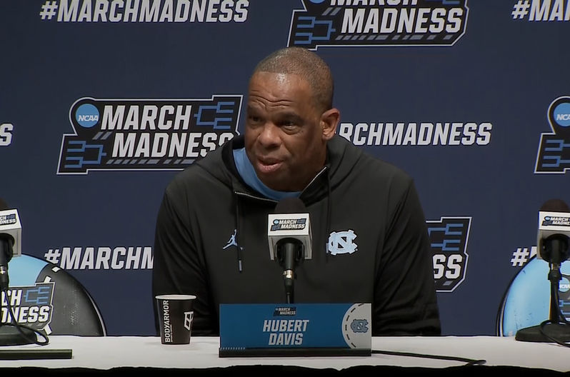 Heel Tough Blog: What's the Case to Keep Hubert Davis?