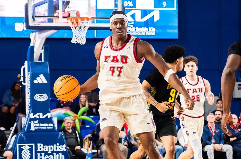 Heel Tough Blog: UNC Adds Third Transfer Of the Day in FAU's Maxim Logue