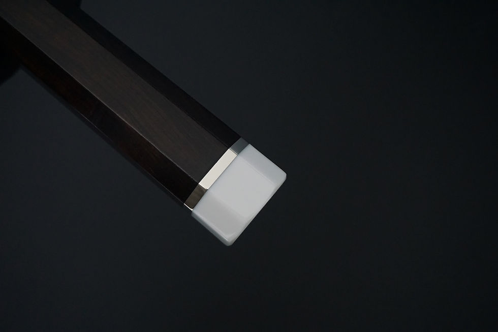 Thumbnail: SETUKI Pure White & Evony Handle