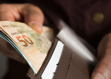 Isenção do IR: Proposta do governo beneficia diretamente os bancários