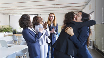 Bancárias comemoram lei que prevê cota feminina em conselhos de empresas públicas
