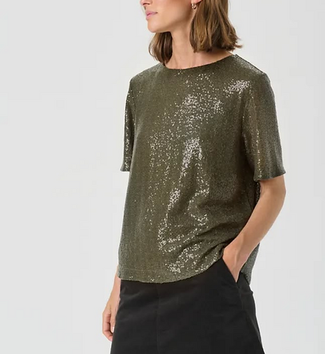 Prêt-à-porter féminin urbain à Québec