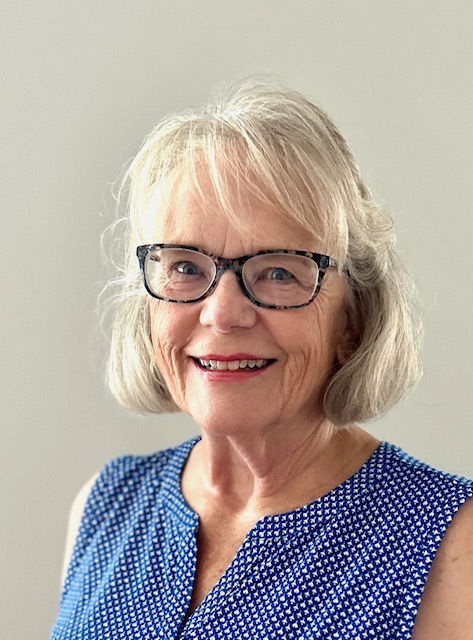 FROM TEACHER TO FULL TIME ARTIST: The Inspiring Journey of Janet Sessoms