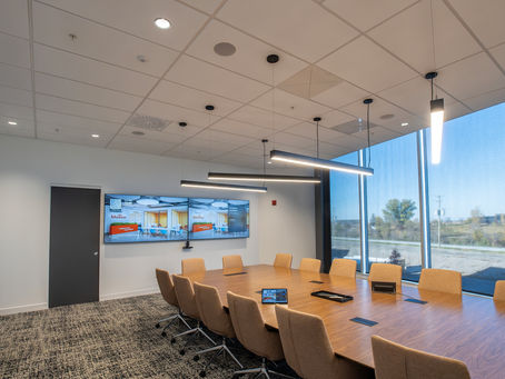 Microsoft Teams Rooms vs Zoom Rooms: How to Choose