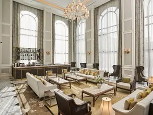 Thơm Lounge