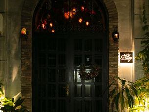 The Alley Cocktail Bar & Kitchen