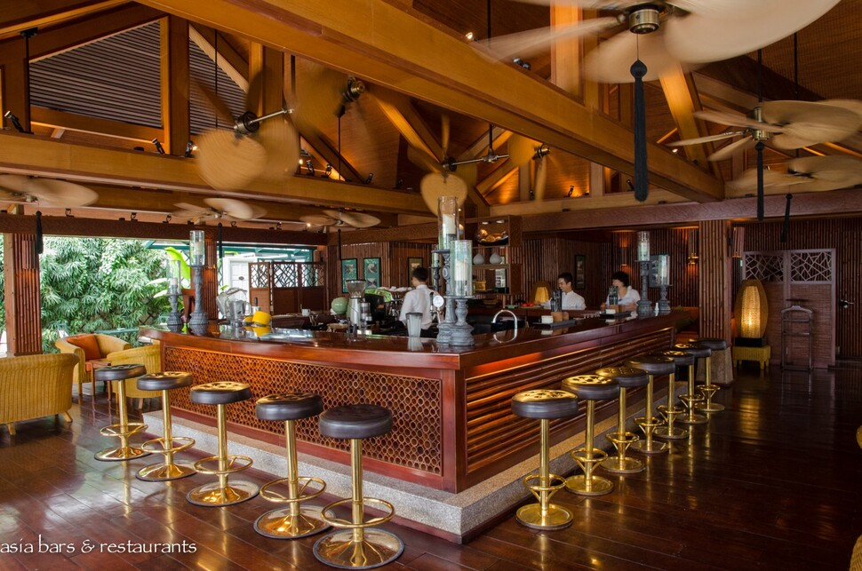 Bamboo Bar