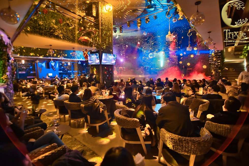 Trixie Cafe & Lounge