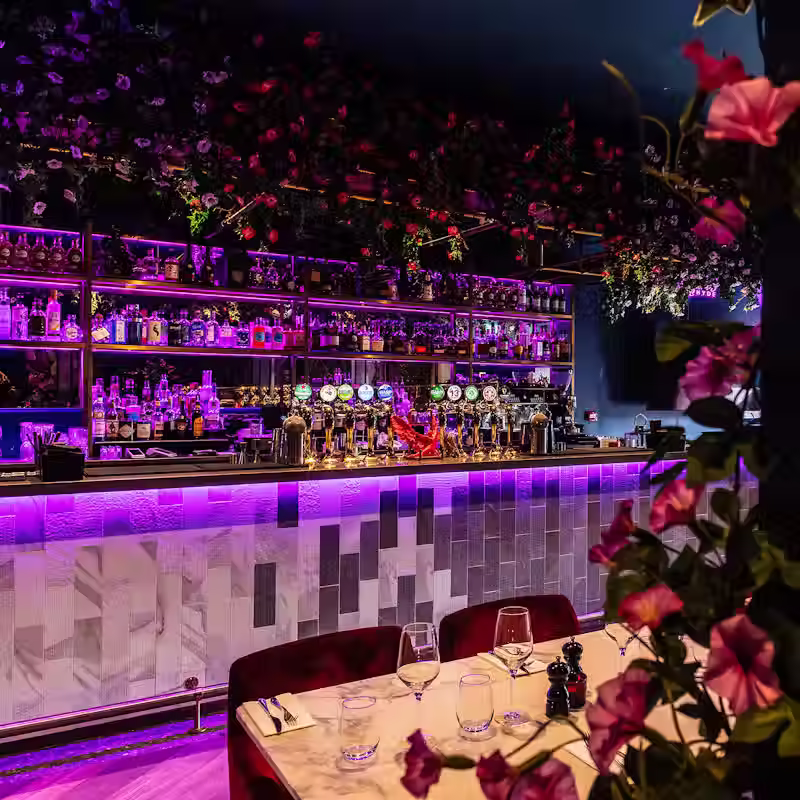Hyde Cocktail Bar