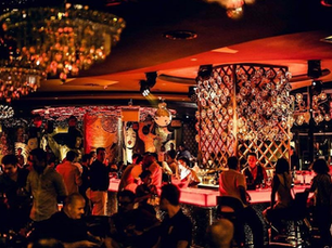 Camellia Lounge