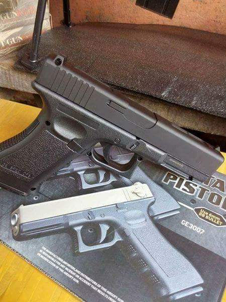 Thumbnail: Full metal 1 cock 1 shoot airsoft pistol Click me for more photo