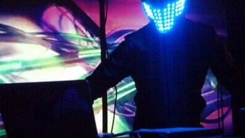Black Signal, Hexadiode and FLOCKS: Dark Electronica at NSYC