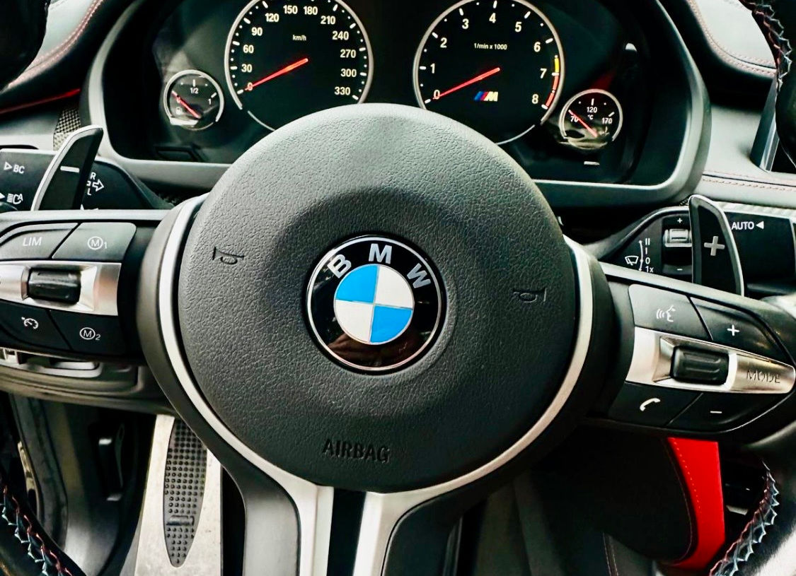 BMW X6 xDrive – luxusní SUV-kupé k pronájmu i prodeji – LUKACAR Ostrava