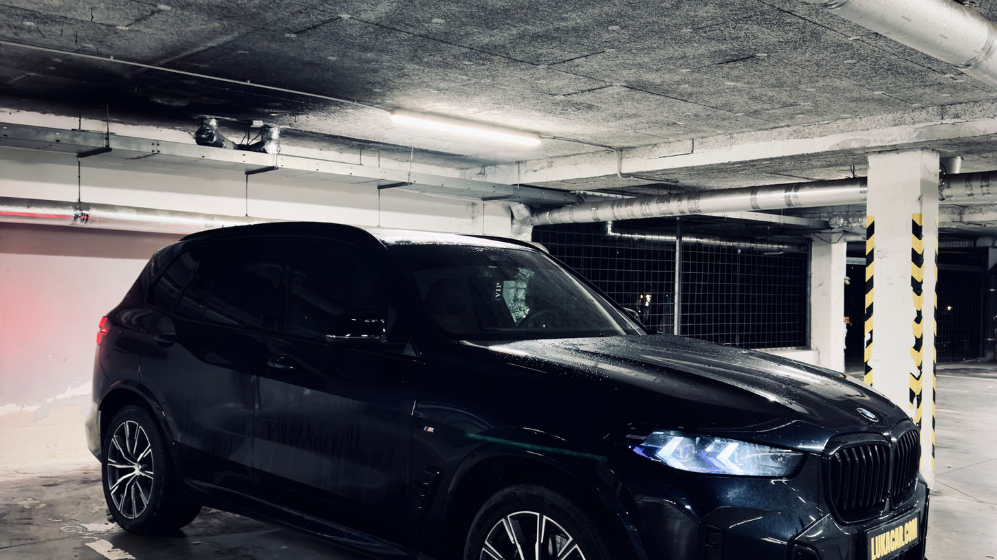 BMW X5 xDrive30d M – luxusní SUV k pronájmu i prodeji – LUKACAR Ostrava