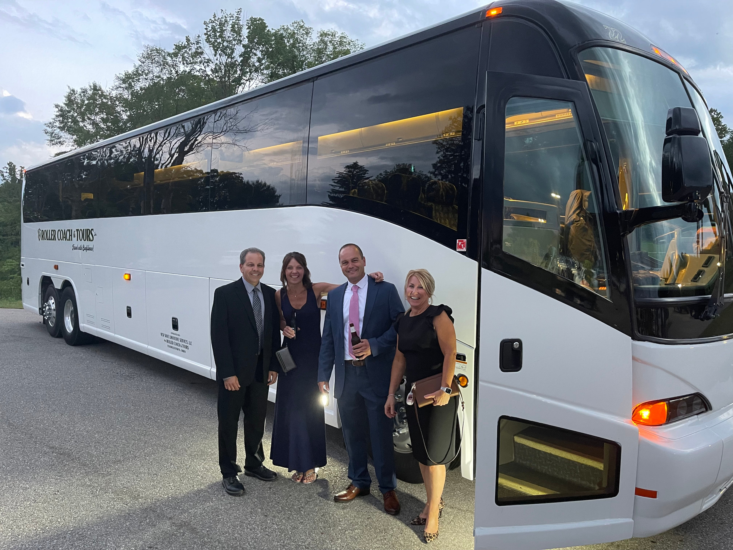 Charter Bus Rental Youngstown Ohio Roller Coach & Tours, Inc.