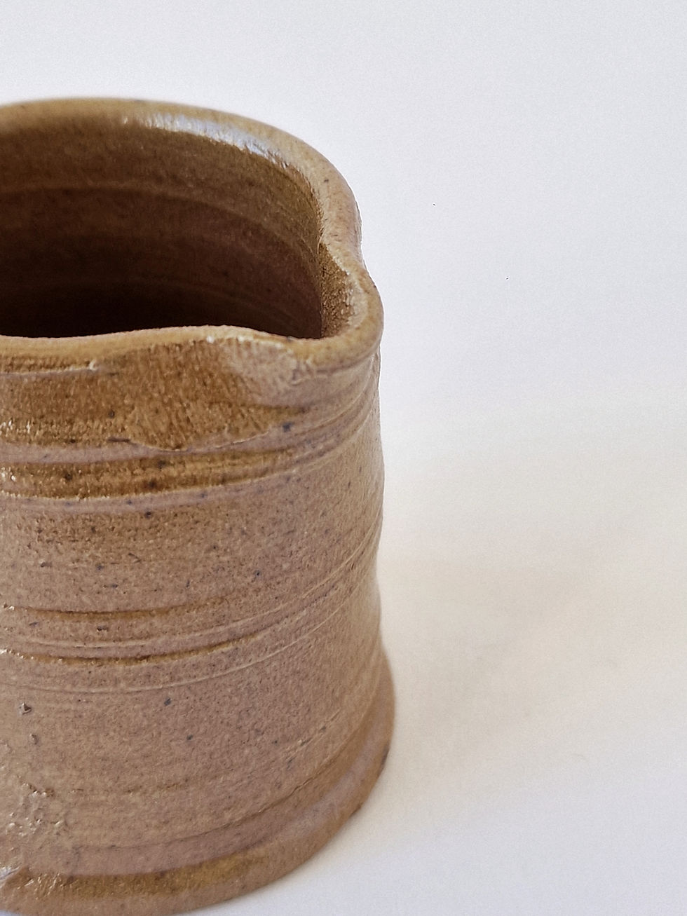 Miniature : Tasse et crémier en céramique 