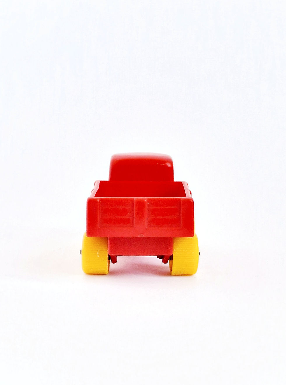 Miniature : Camion rouge vintage