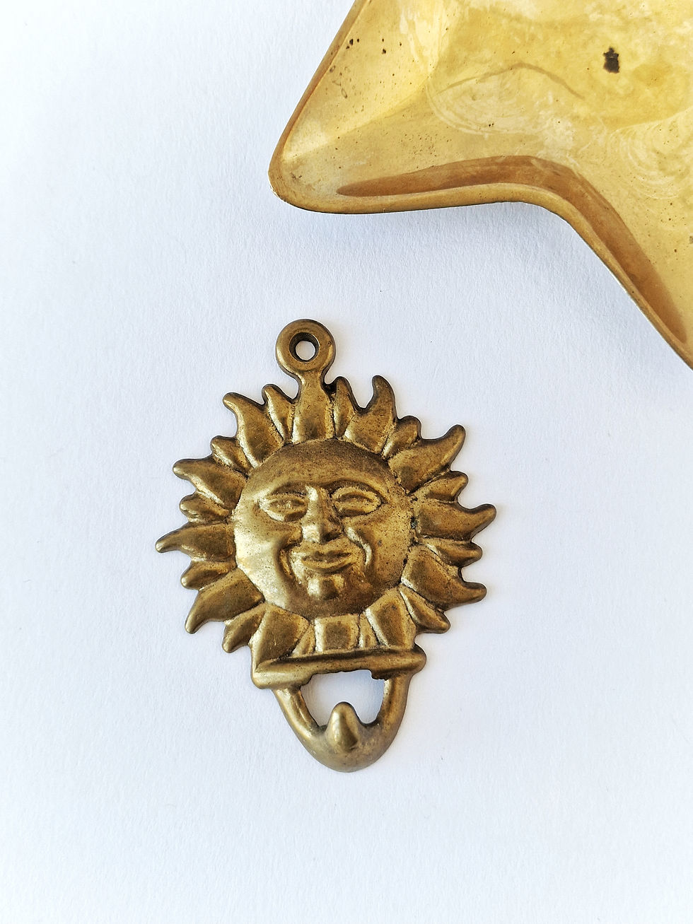 Miniature : Vide poche et patère en bronze