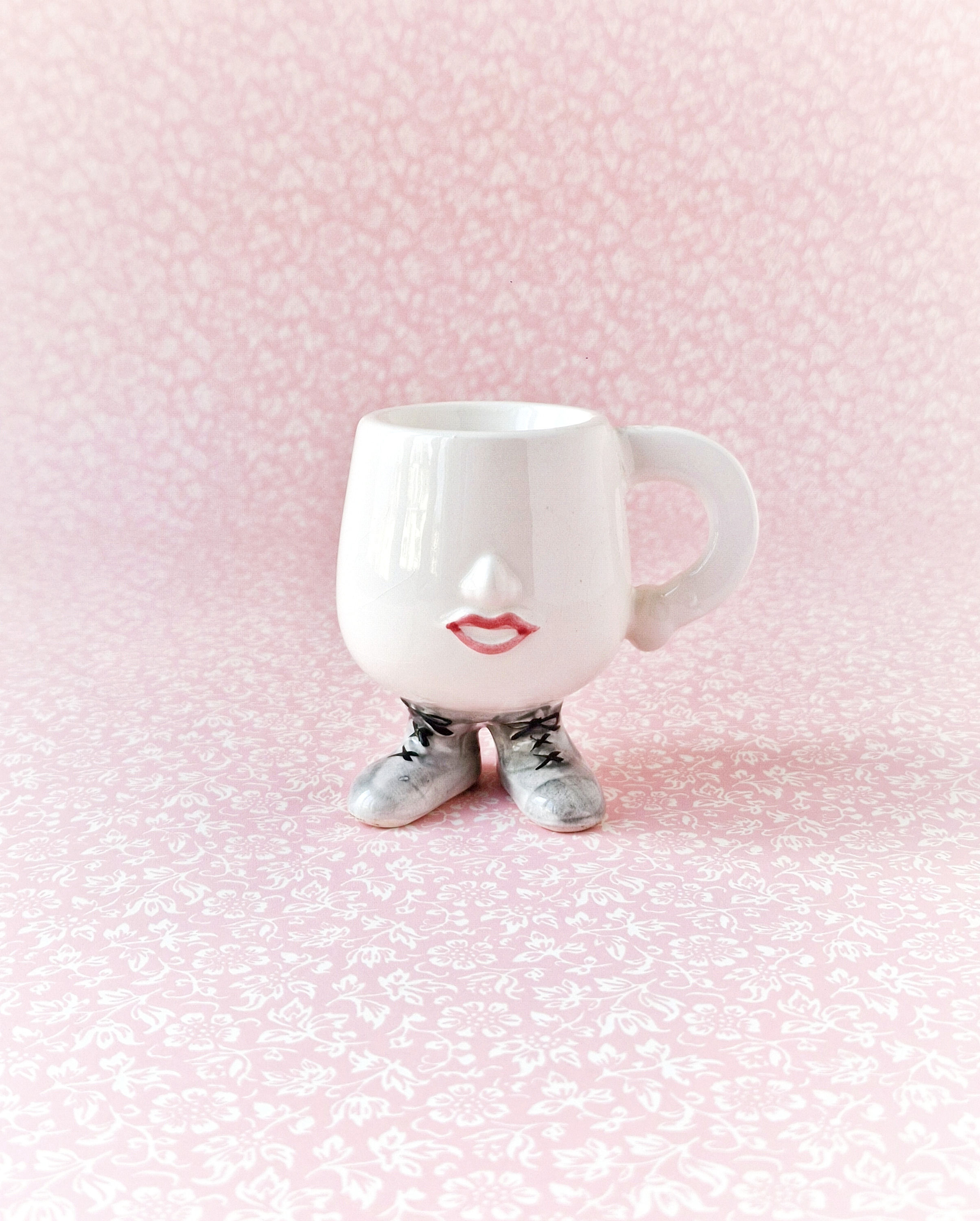 Coquetier personnage 