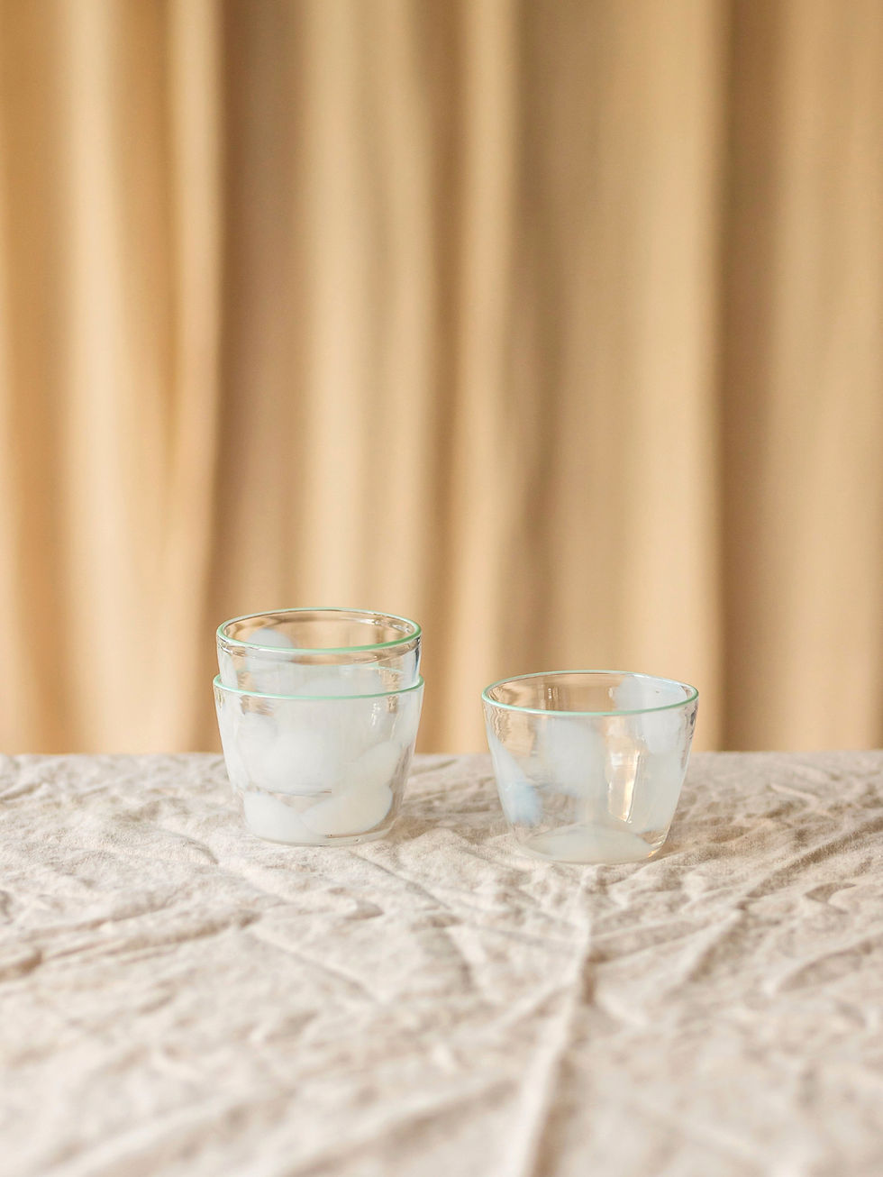 Thumbnail: Trinkglas "Mono" mit Mundrand in Minze