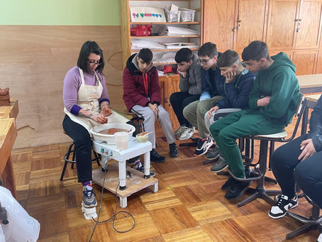 Mãos na Massa: A Magia da Olaria