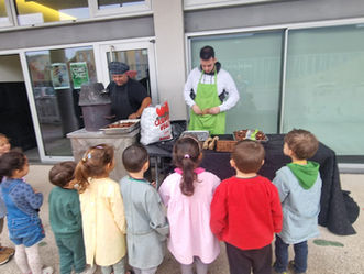 Magusto na Escola Básica Estádio do Mar: Um Momento de Tradição e Convívio