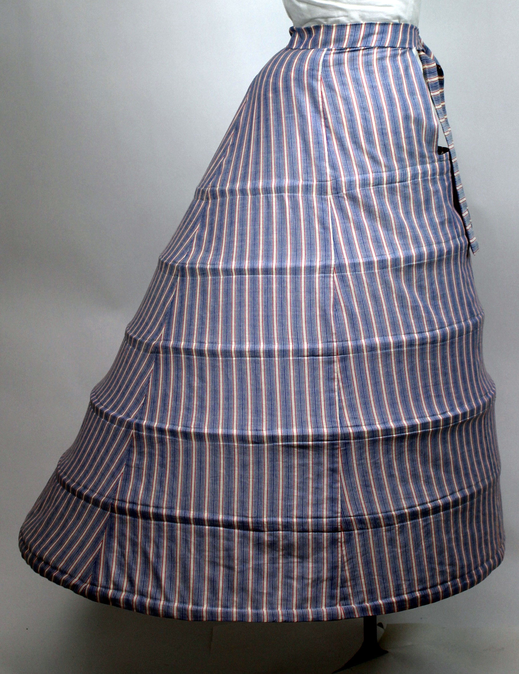112-B Elliptical Hoop Skirt Victorian - 1863-1869