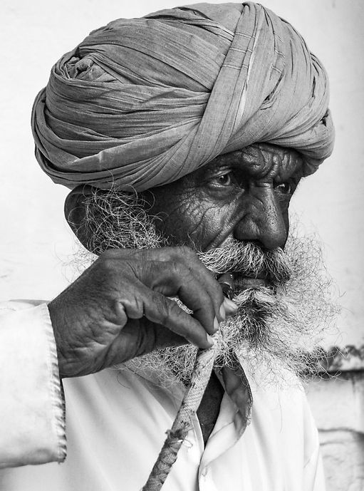 Praveen_Rastogi-2.jpg