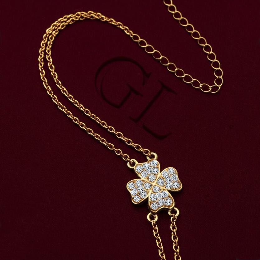 Thumbnail: Gold Clover Chain Bracelet