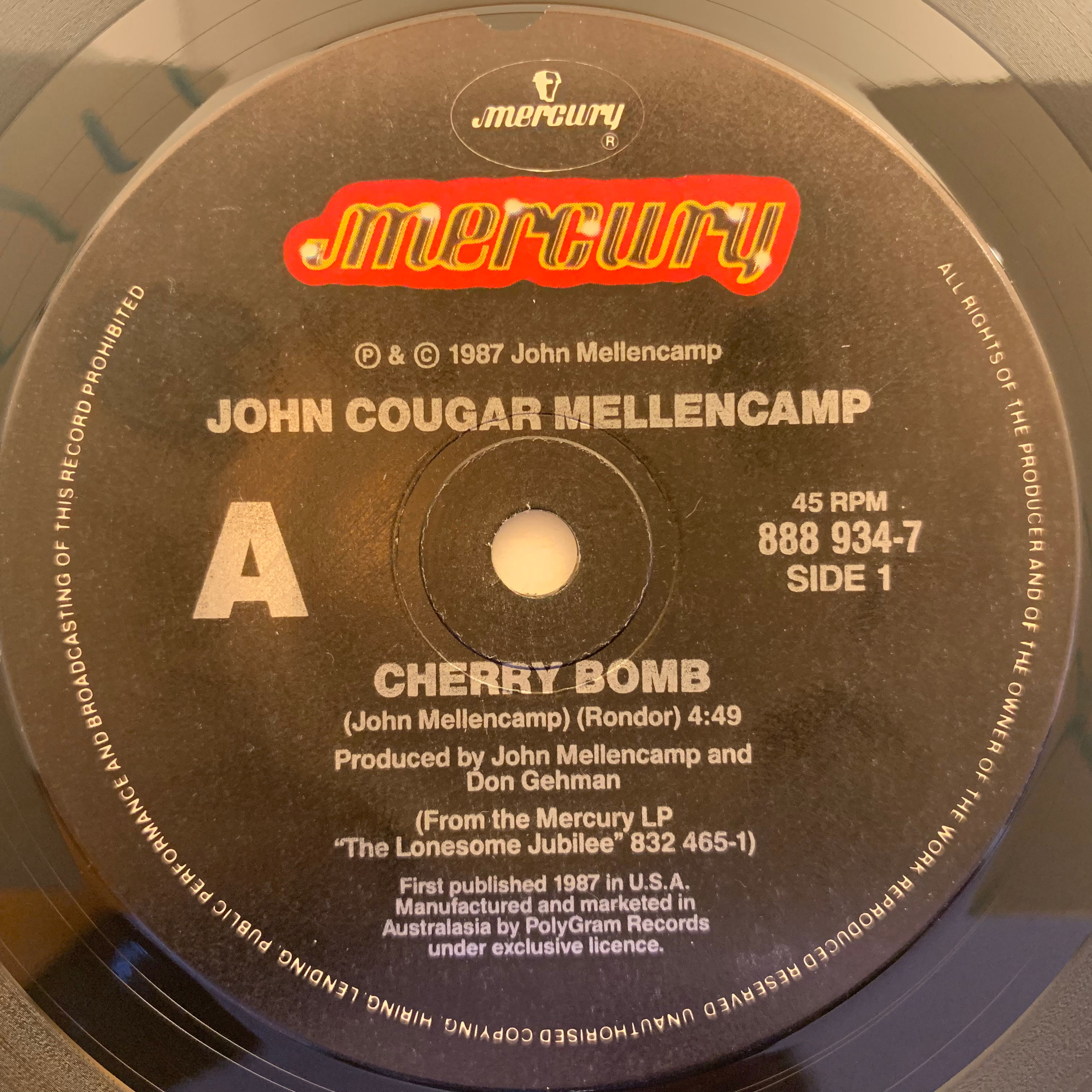 John Cougar Mellencamp – Cherry Bomb