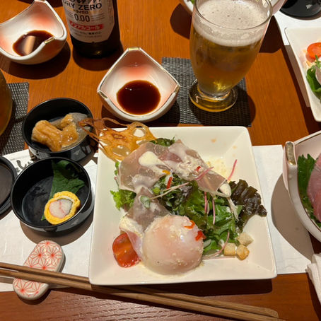 笑顔あふれる忘年会の思い出と新たなスタート：今年も新入職員を募集中！