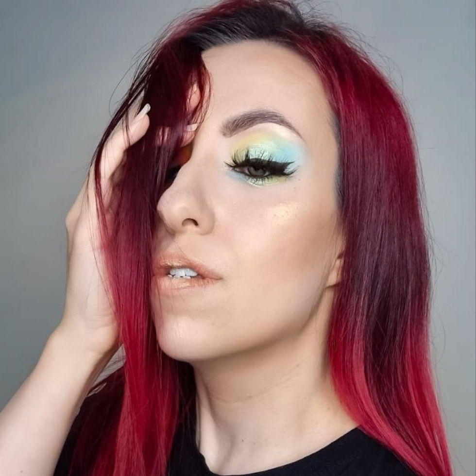 Miniatura: Corso Online Make Up Pantone 2025 Corsiamo