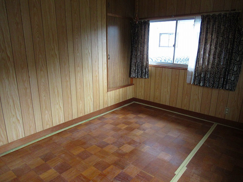 08030-03.jpg
