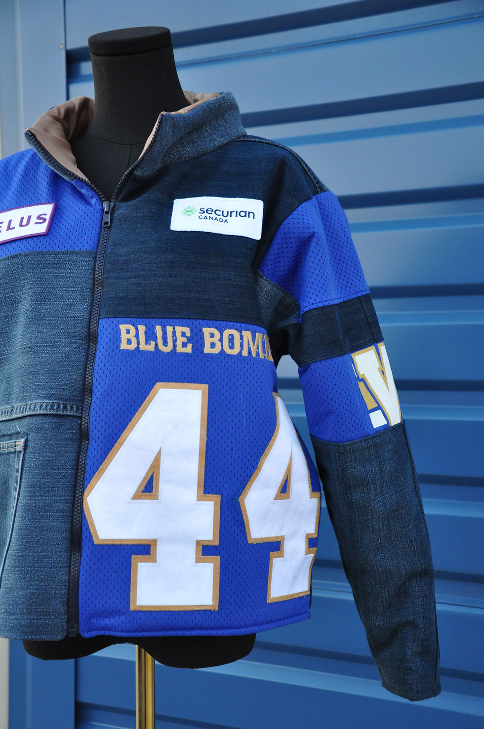 Thumbnail: Exclusive Mail In Custom Puff Coat