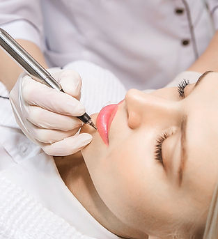 mise en valeur des levres avant maquillage  