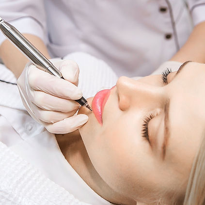 Procedura di trucco permanente