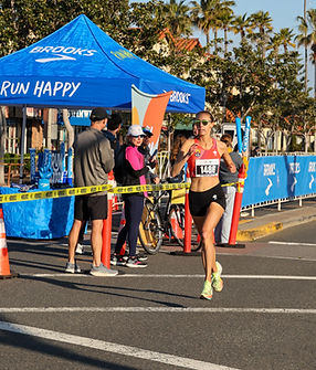 Earle_MeriahSign3-Carlsbad23 (3).JPg